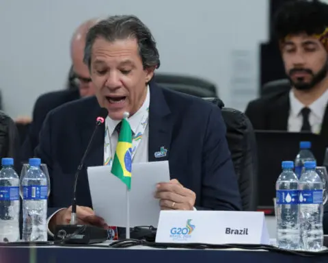 G20 economies adjusting to delays in Fed rate cut, Brazil's finance chief says