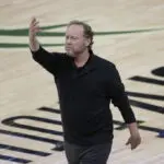 Mike Budenholzer agrees to coach Phoenix Suns, AP source says