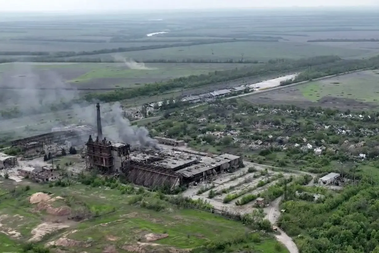 LA Post: Drone footage shows Ukrainian village battered to ruins as residents flee Russian advance