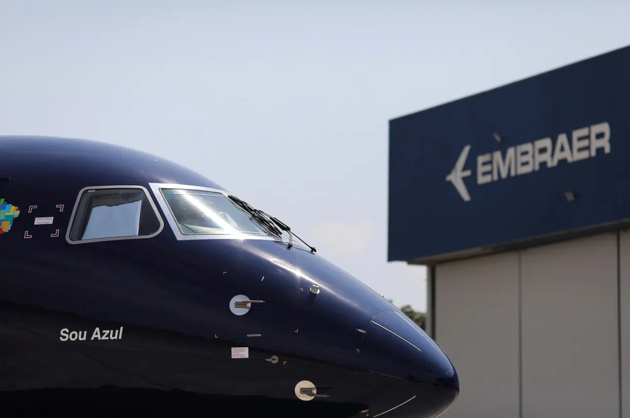 LA Post: Embraer counters report of new jet, says no major capex plan