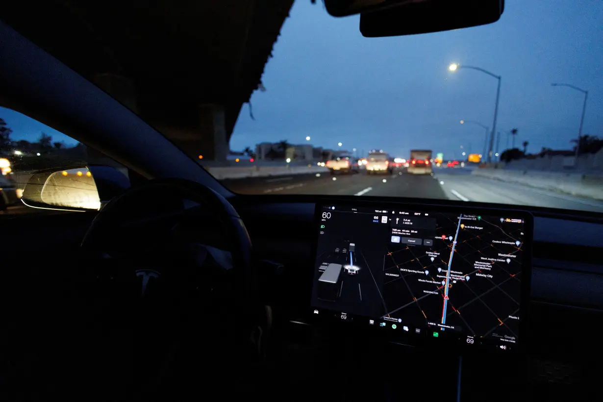 LA Post: US seeks answers from Tesla in Autopilot recall probe