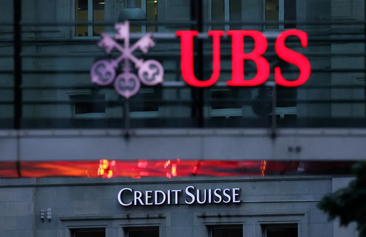 FILE PHOTO: FILE PHOTO: Swiss bank UBS news conference in Zurich