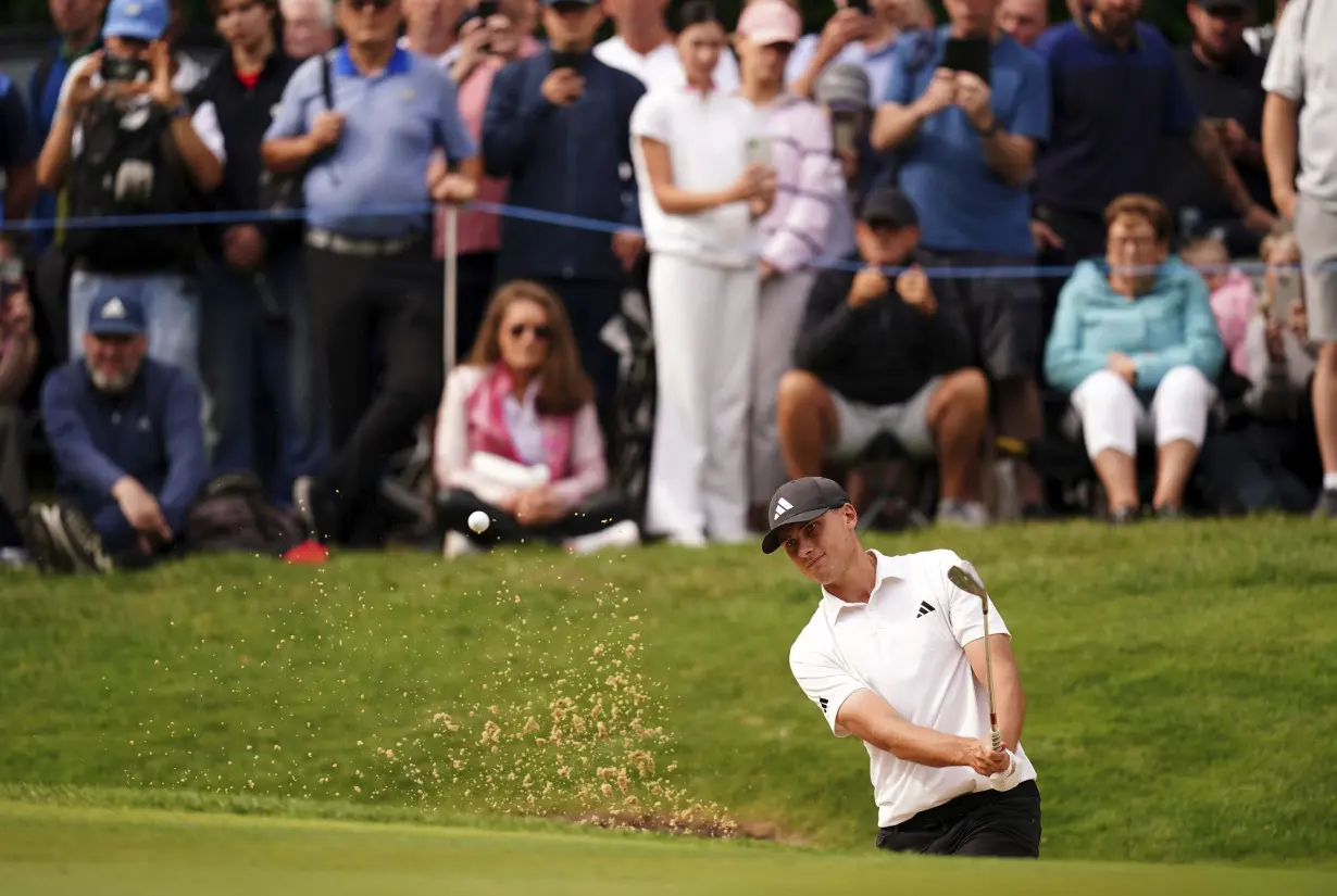 Ryan Fox rallies to win European tour's top event at Wentworth