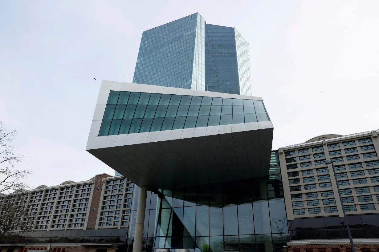 FILE PHOTO: European Central Bank (ECB) headquarters in Frankfurt