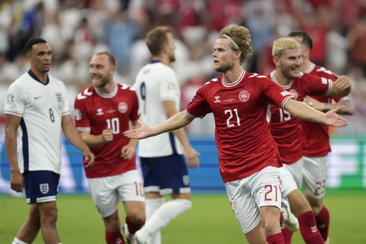 England fails to convince in 1-1 draw with Denmark though should advance at Euro 2024