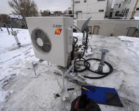 Governors, Biden administration push to quadruple efficient heating, AC units by 2030