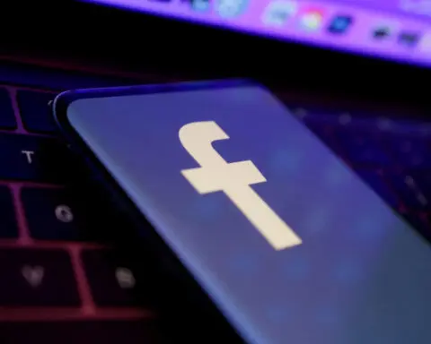 Vietnam arrests two well-known Facebook users over democratic freedom abuse