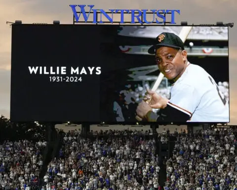 Reaction to the death of Willie Mays, 'the godfather of center fielders'