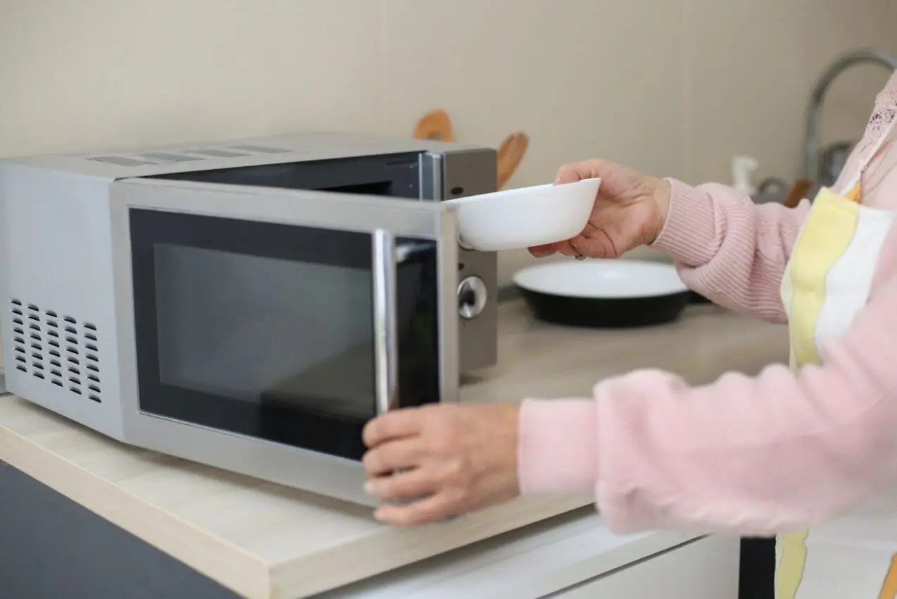 microwave fire Accident
