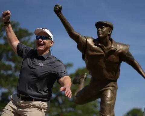 World No. 1 Scottie Scheffler finishes disappointing US Open with 72, all four rounds over par