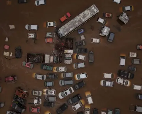World Bank board agrees to host climate 'loss and damage' fund