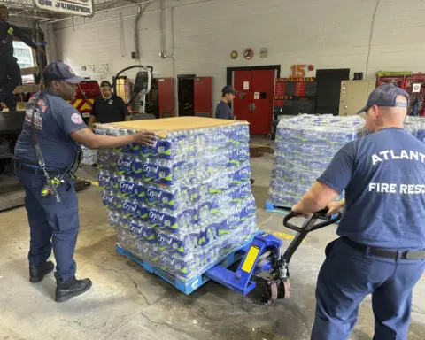 Atlanta water woes extend into fourth day as city finally cuts off leak gushing into streets