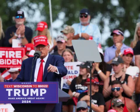 Winklevoss twins donate $2 million in bitcoin to support Trump