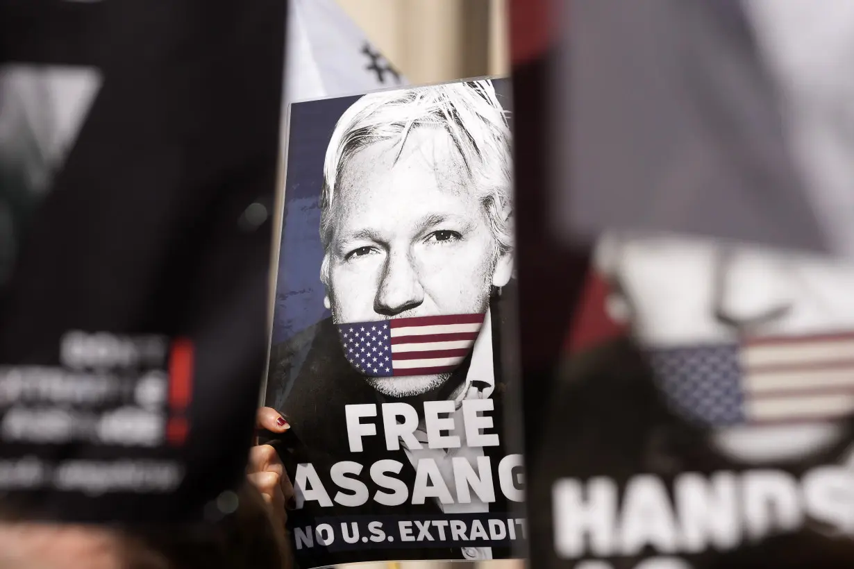 Julian Assange WikiLeaks