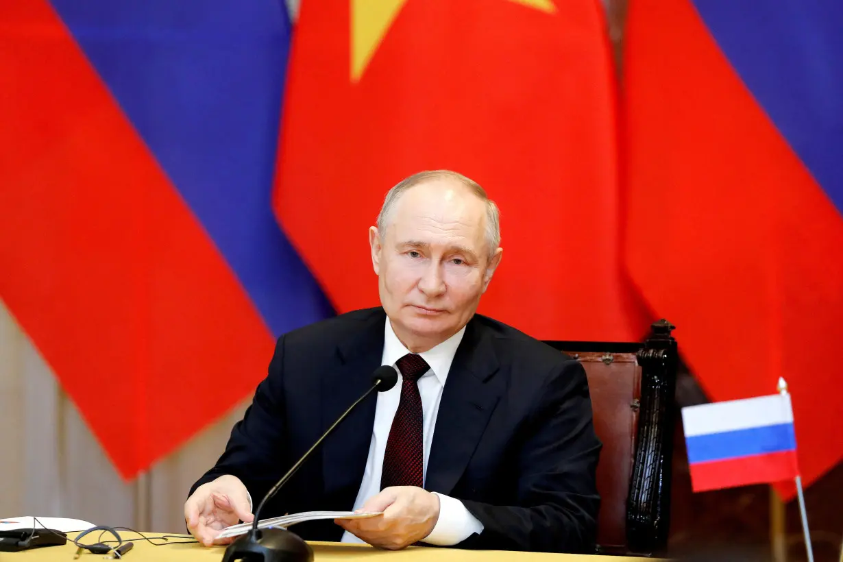 Russian President Vladimir Putin visits Vietnam