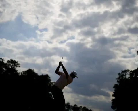 Scottie Scheffler opens U.S. Open with 71, leaving him in contention but with ground to make up