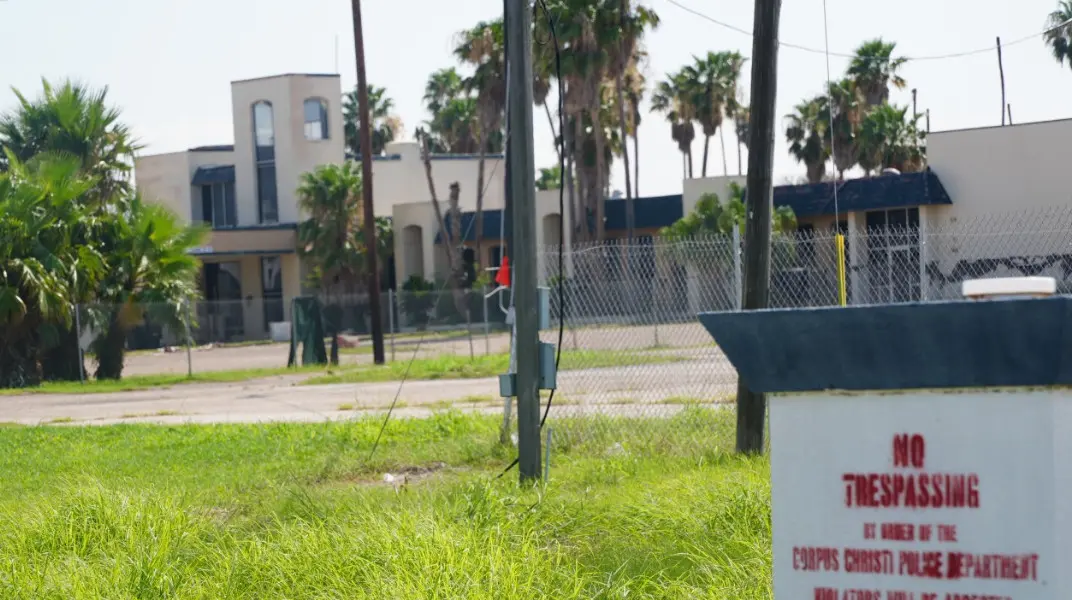 Members of the Corpus Christi City Council approved a project aimed at developing two abandoned hotels into a living space for the workforce community.