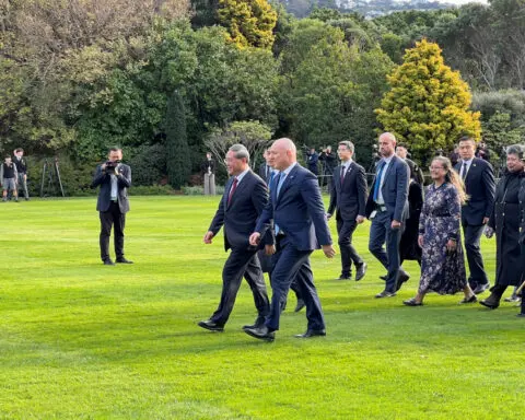China's Li pays 'very positive' visit to Fonterra, New Zealand minister says