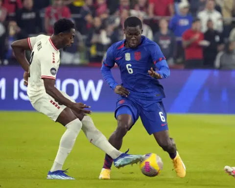 Soccer-Hosts United States expect big things at Copa, Musah says