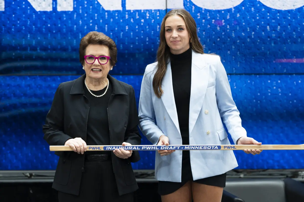 Minnesota picks Taylor Heise 1st in the inaugural Professional Women's Hockey League draft