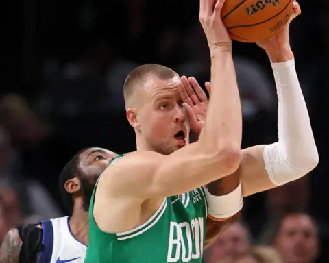 Celtics' Kristaps Porzingis to have surgery on ailing leg