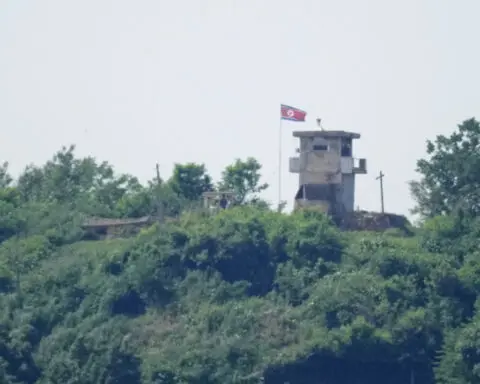South Korean troops fired warning shots after North Korean soldiers briefly crossed land border