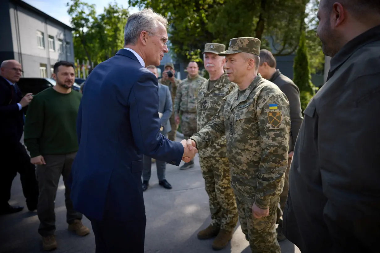 NATO Secretary-General Stoltenberg visits in Kyiv
