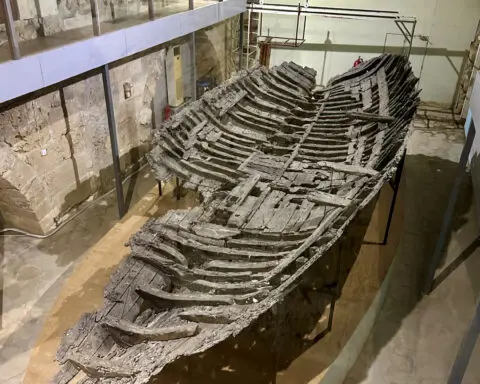 Study firms up date of famous ancient shipwreck off Cyprus