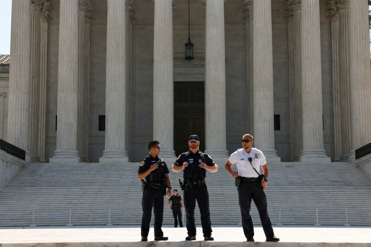 U.S. Supreme Court issues orders in pending cases, in Washington