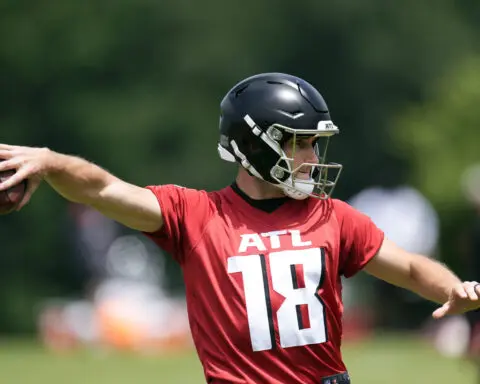 Falcons QB Cousins remains on track in recovery from torn right Achilles as team approaches minicamp