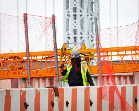 US construction spending slips again in April