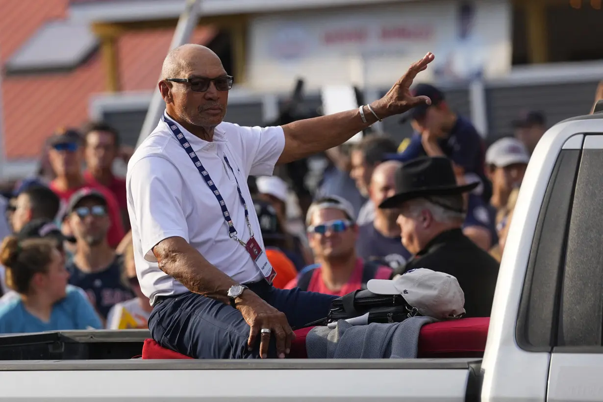 MLB: Hall of Fame-Parade of Legends