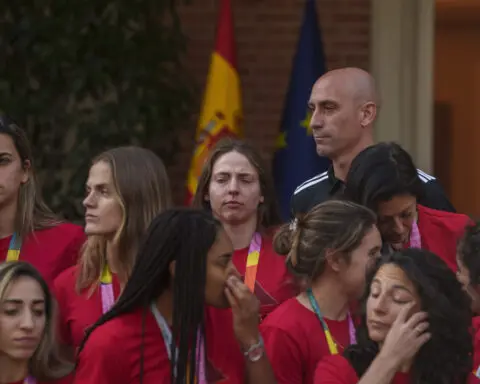 Spain’s women's team is still in revolt one day before the new coach names her Nations League squad