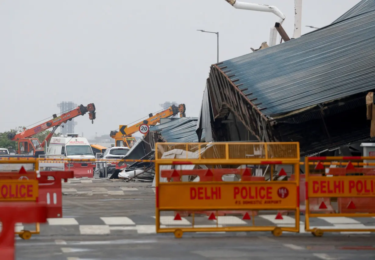 Roof collapses at the Indira Gandhi International Airport in New Delhi