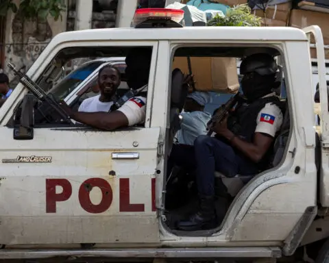 Haiti residents cautiously hopeful as first Kenyan police deploy
