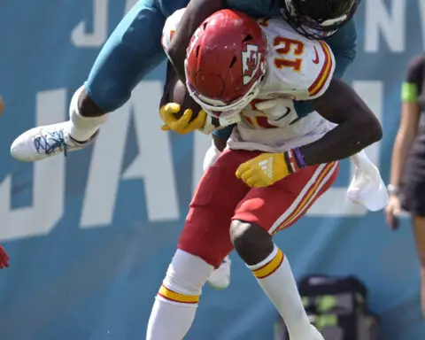 Chiefs overcome mistakes to beat Jaguars 17-9, Kansas City's 3rd win vs. Jacksonville in 10 months