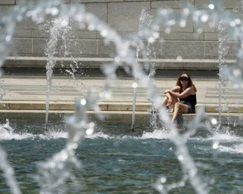 US summer home power bills to jump by nearly 8%, energy policy organizations say