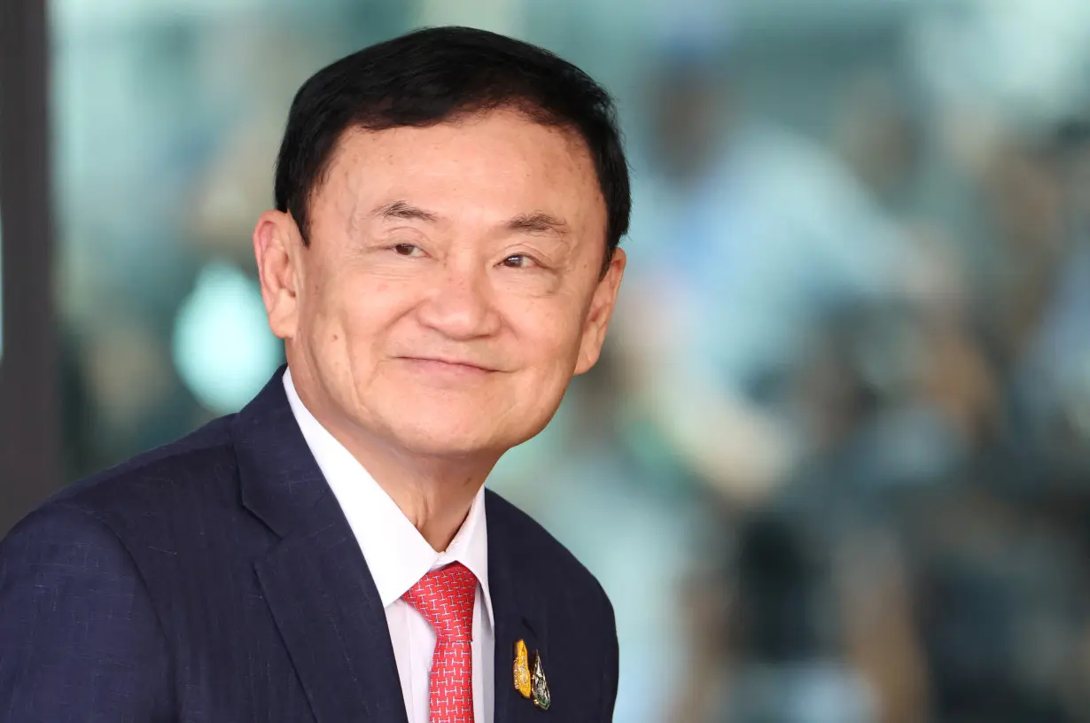 Exiled former PM Thaksin returns to Thailand