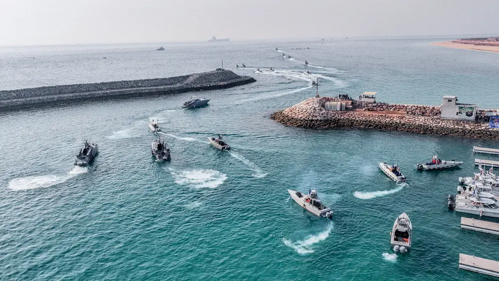 Islamic Revolutionary Guard Corps (IRGC) Navy's speedboats move during an exercise in Abu Musa island