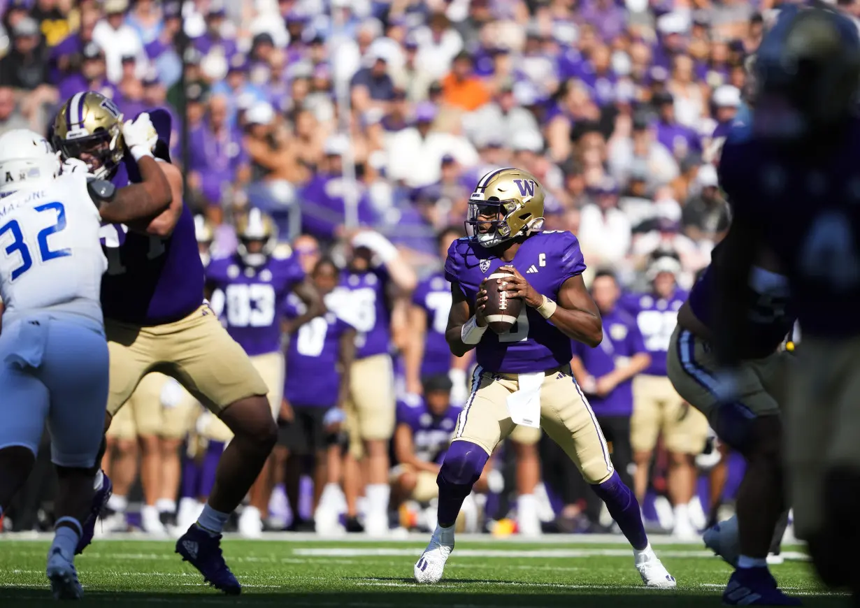 No. 8 Washington, Michael Penix head to Michigan State to headline Pac-12 action