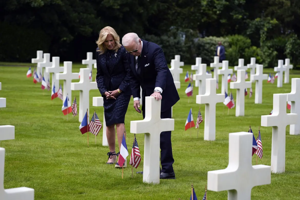 CORRECTION D-Day 80th Anniversary Biden