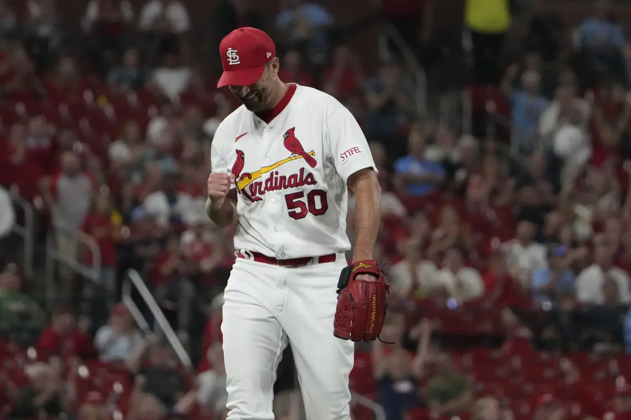 Wainwright gets 200th win as the Cardinals blank the Brewers 1-0