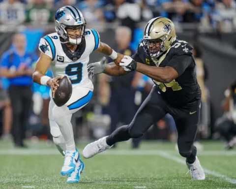 Tony Jones Jr. scores twice, Saints' defense shuts down Panthers' Bryce Young in 20-17 win