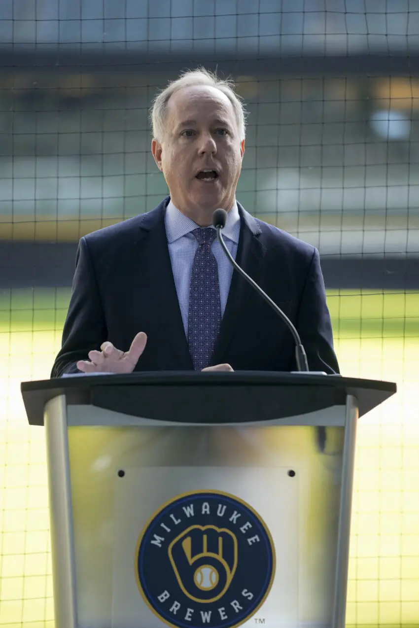 Republicans propose spending $614M in public funds on Milwaukee Brewers' stadium upgrades