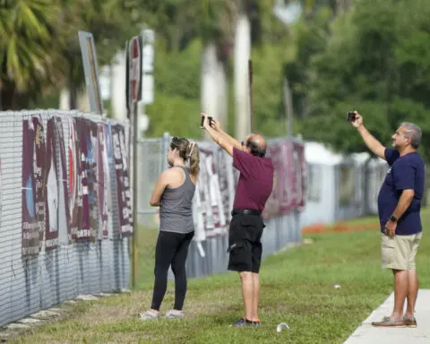 Demolition of the Parkland classroom building where 17 died in 2018 shooting begins