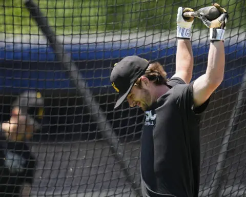 Birmingham-Southern keeps inspiring, magical season alive with walk-off win at D-3 World Series
