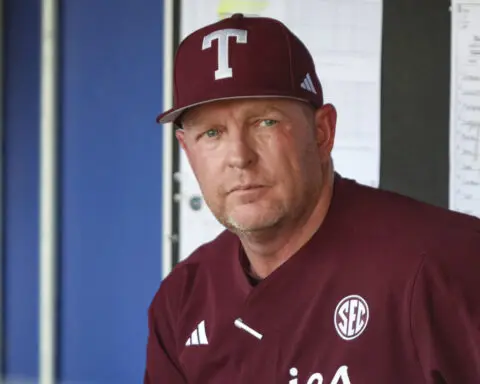 Rival revival: Texas snags baseball coach Schlossnagle from Texas A&M after Aggies finish 2nd at CWS