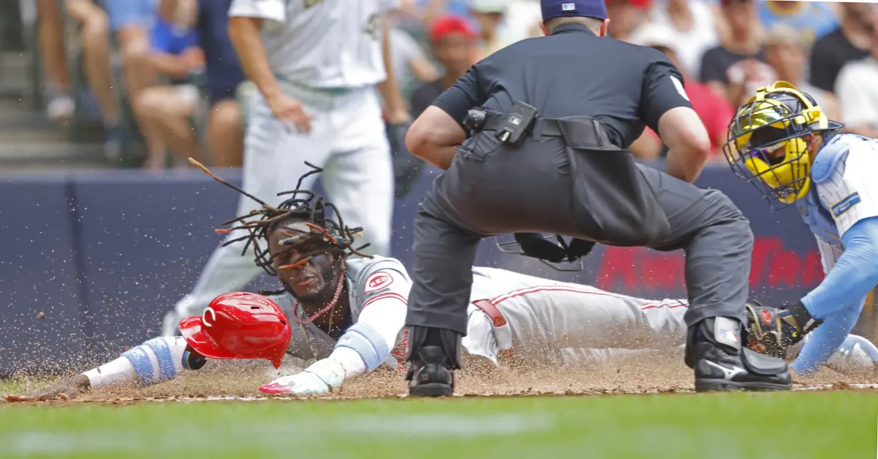 Reds Brewers Baseball