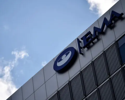 EU regulator backs approval for ARS Pharma's nasal spray alternative to EpiPen
