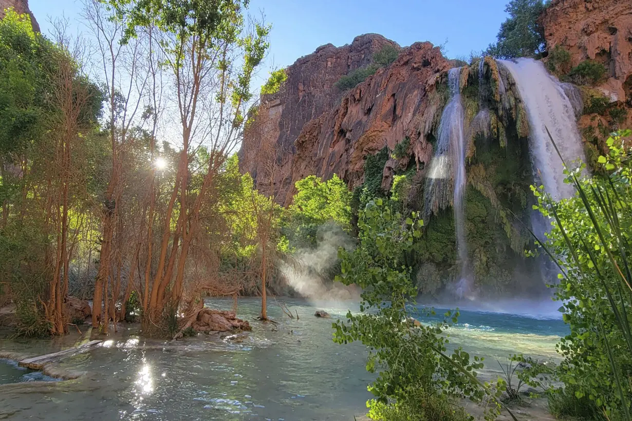 Arizona Waterfalls Tourists Illness